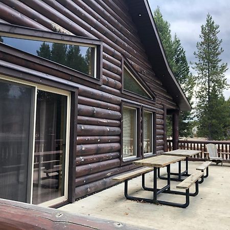 Mama Bear Valemount Exterior foto