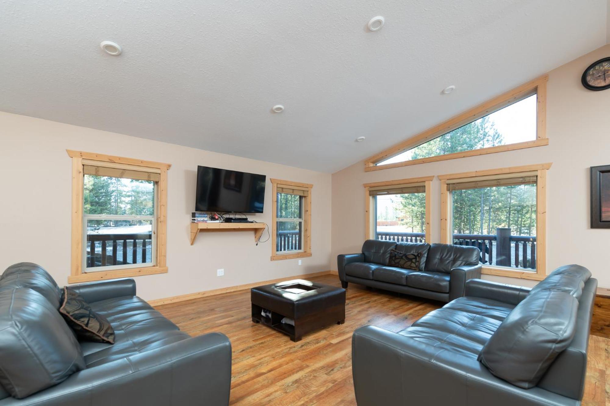 Mama Bear Valemount Exterior foto